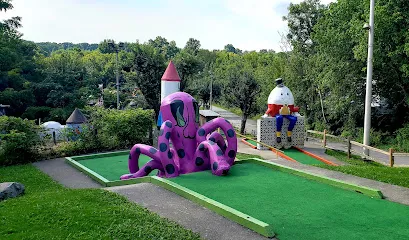 Sir Goony's Family Fun Center mini golf course in Knoxville, Tennessee