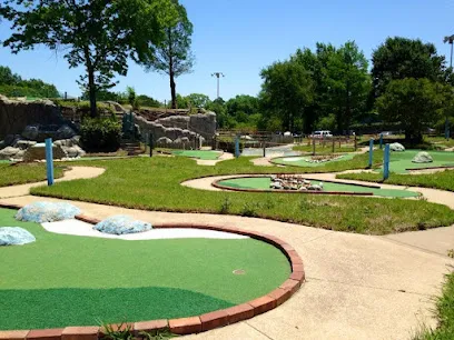 Golf Center of Arlington mini golf course in Arlington, Texas