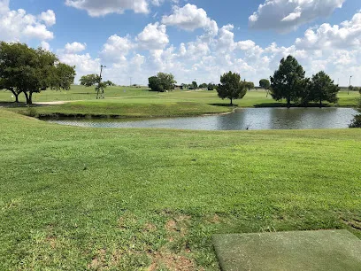 Benbrook 3 Par, Driving Range, Mini Golf & Batting Cages mini golf course in Benbrook, Texas