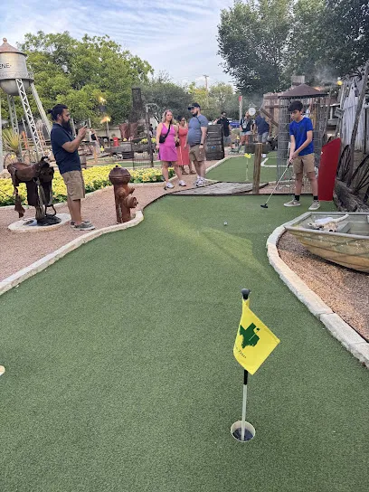 Gruene Mini Golf mini golf course in New Braunfels, Texas