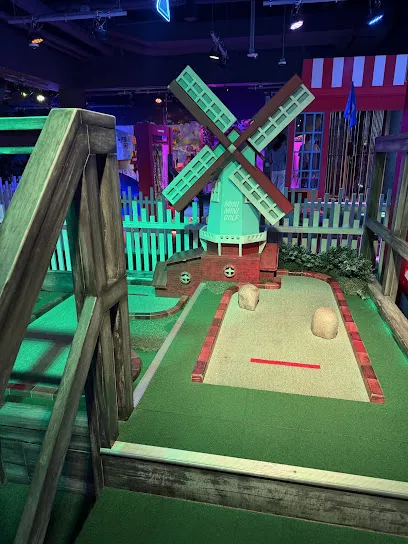 Holey Moley Golf Club San Antonio mini golf course in San Antonio, Texas