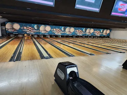 Vinci's Bowling & Entertainment mini golf course in Brigham City, Utah