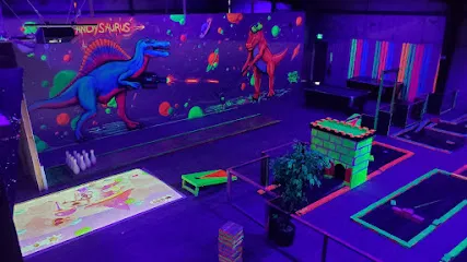 Blacklights Ignite mini golf course in Naples, Utah
