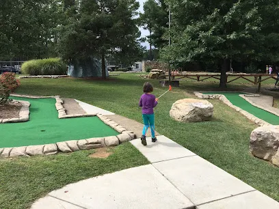 Yogi's Mini Golf Course mini golf course in Luray, Virginia