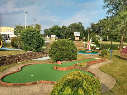 Tiny Town Golf mini golf course in Lynchburg, Virginia
