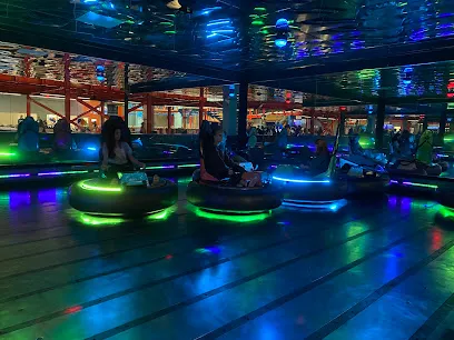 Apex Entertainment Virginia Beach mini golf course in Virginia Beach, Virginia