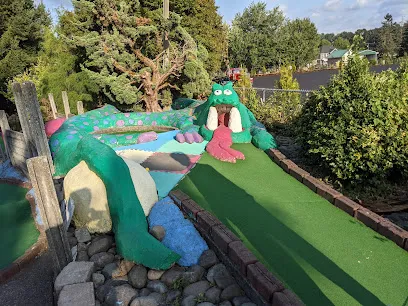 Putting Zoo mini golf course in Puyallup, Washington