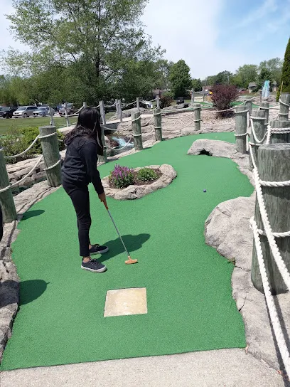 Mulligan's Mini Golf & Driving Range mini golf course in Racine, Wisconsin