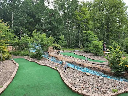 Pirate Falls Mini golf and Ice Cream mini golf course in Rhinelander, Wisconsin