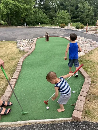 Mini-Golf at Bluegreen Christmas Mountain Village mini golf course in Wisconsin Dells, Wisconsin