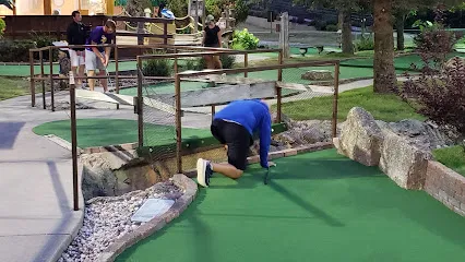 Pirate's Cove Adventure Golf mini golf course in Wisconsin Dells, Wisconsin