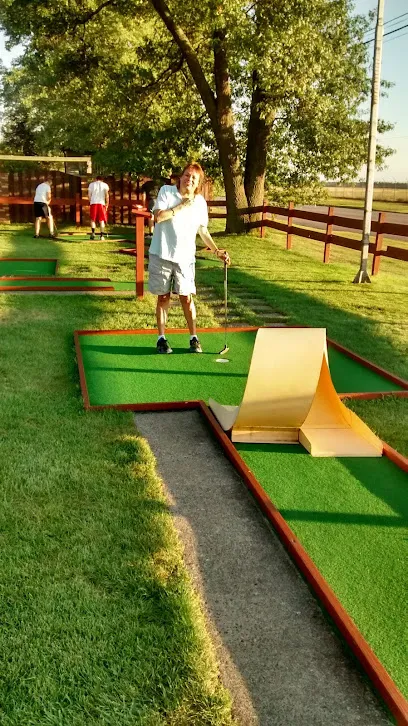 Newman's 1st Street Miniature Golf mini golf course in Wisconsin Rapids, Wisconsin